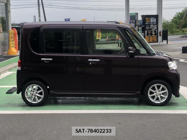 Daihatsu TANTO 2011-11 8004313-3