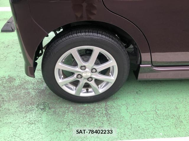 Daihatsu TANTO 2011-11 8004313-8