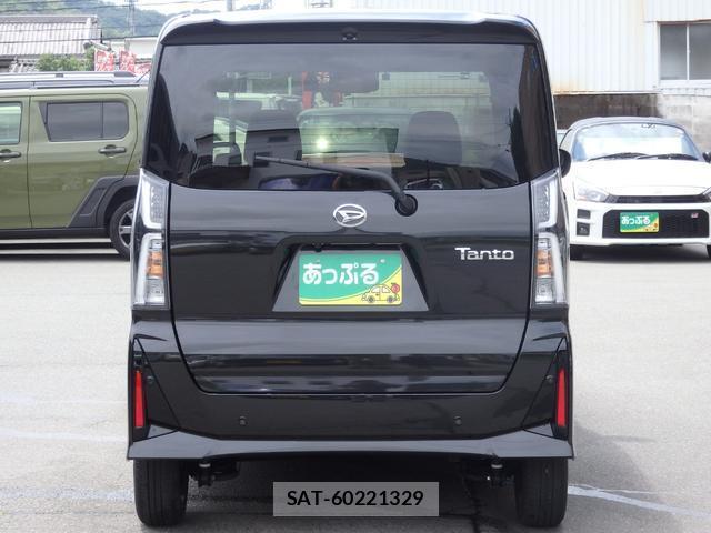 Daihatsu TANTO 2025-01 8004374-4