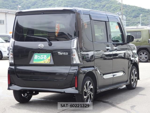 Daihatsu TANTO 2025-01 8004374-9