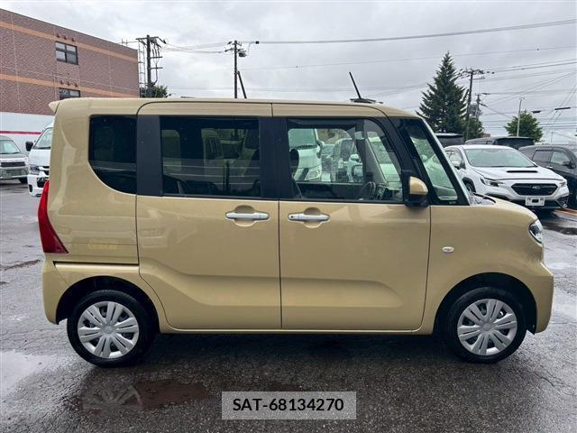 Daihatsu TANTO 2025-01 8004515-4
