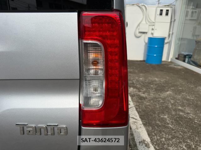 Daihatsu TANTO 2017-01 8004548-16
