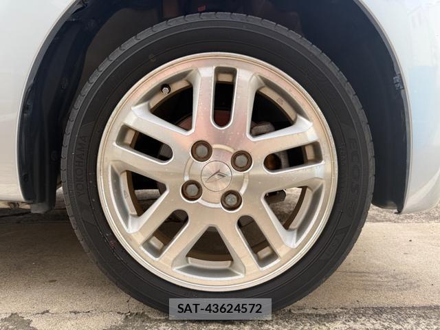 Daihatsu TANTO 2017-01 8004548-18