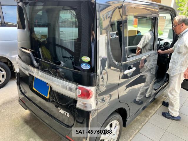 Daihatsu TANTO 2008-02 8004738-2