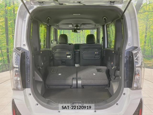 Daihatsu TANTO 2022-11 8004767-9
