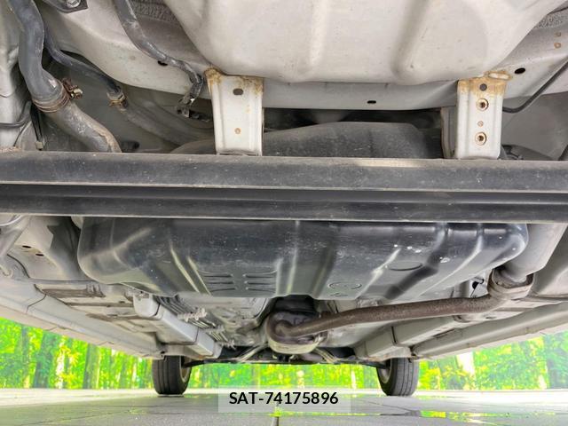 Daihatsu TANTO 2013-04 8005134-18