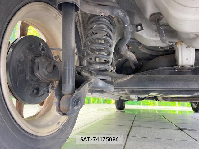 Daihatsu TANTO 2013-04 8005134-19