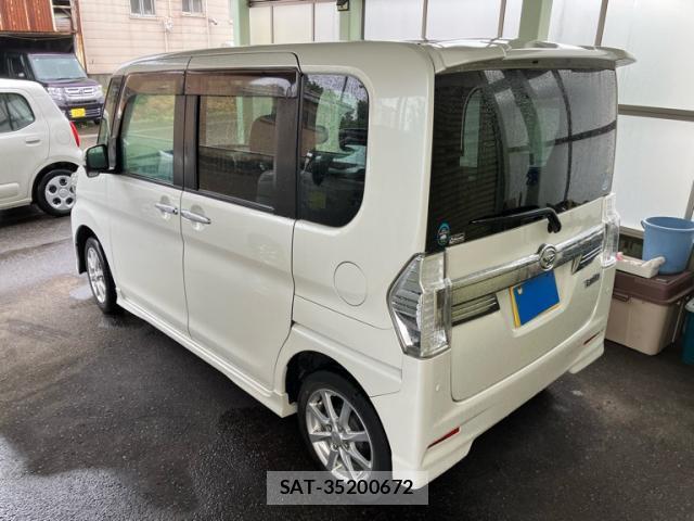 Daihatsu TANTO 2015-10 8005209-13