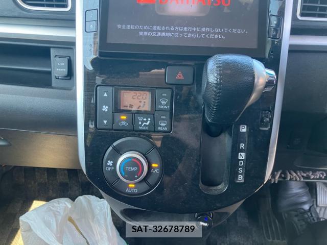 Daihatsu TANTO 2015-12 8005591-18