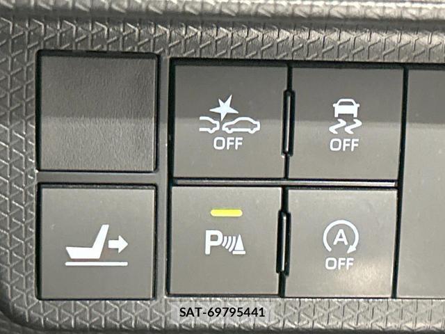 Daihatsu TANTO 2021-04 8006004-4