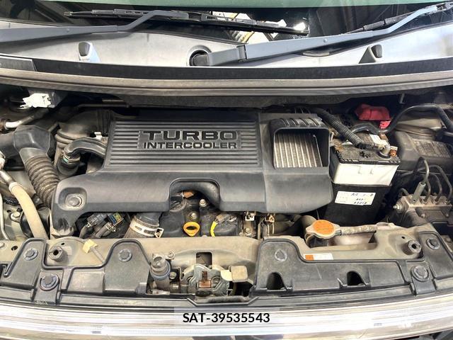 Daihatsu TANTO 2014-01 8006211-18