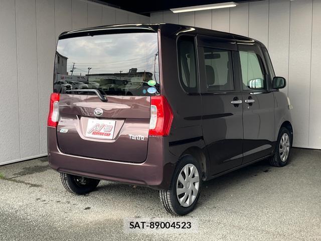 Daihatsu TANTO 2013-12 8006361-2
