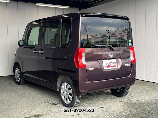 Daihatsu TANTO 2013-12 8006361-3