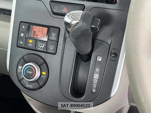 Daihatsu TANTO 2013-12 8006361-8