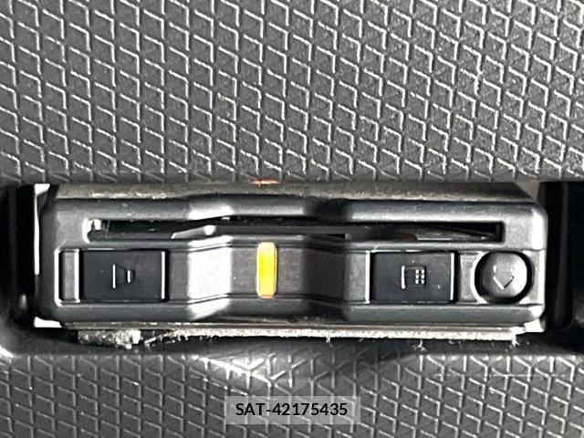 Daihatsu TANTO 2023-11 8006867-6