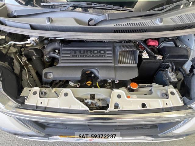 Daihatsu TANTO 2017-07 8007470-18