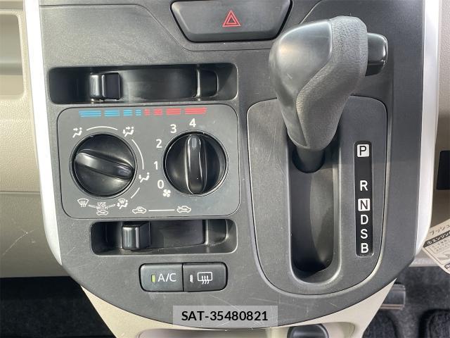 Daihatsu TANTO 2015-01 8007928-15