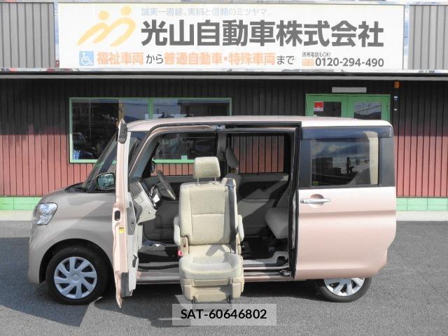 Daihatsu TANTO 2018-11 8008364-0