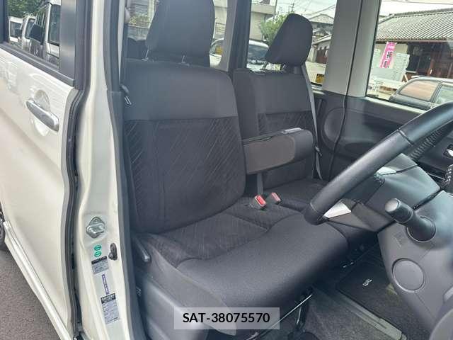 Daihatsu TANTO 2014-03 8008642-2