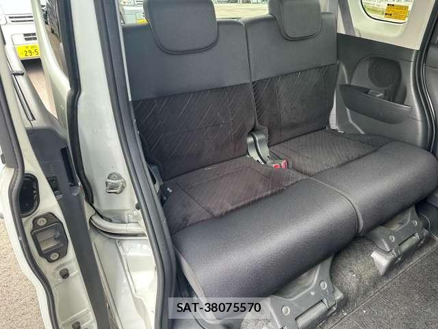 Daihatsu TANTO 2014-03 8008642-3