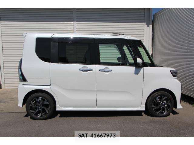 Daihatsu TANTO 2026-06 8009072-3