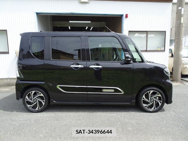 Daihatsu TANTO 2021-12 8009486-7