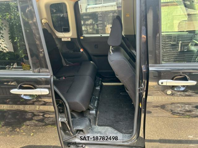 Daihatsu TANTO 2017-07 8009820-7