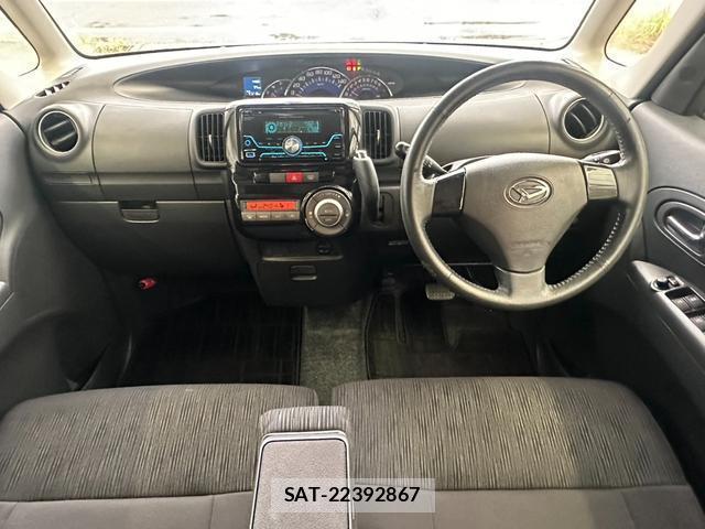 Daihatsu TANTO 2013-08 8009827-2