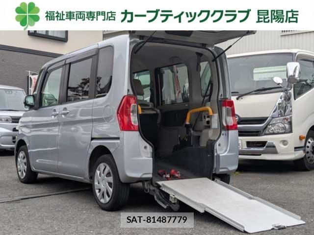 Daihatsu TANTO 2017-03 8010317-0