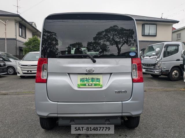 Daihatsu TANTO 2017-03 8010317-13