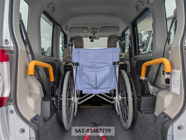 Daihatsu TANTO 2017-03 8010317-3