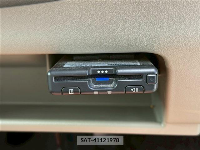 Daihatsu TANTO 2012-07 8010346-11