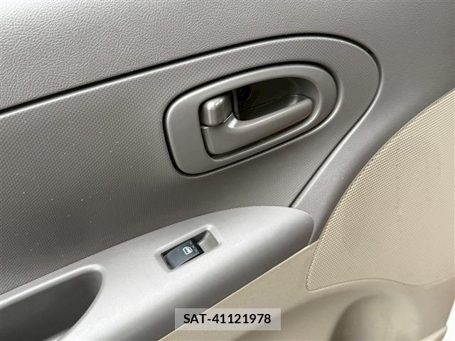 Daihatsu TANTO 2012-07 8010346-17