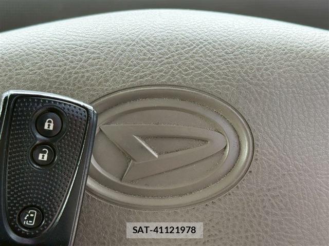 Daihatsu TANTO 2012-07 8010346-9
