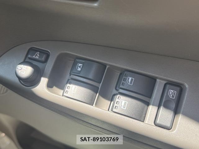 Daihatsu TANTO 2014-03 8010367-18