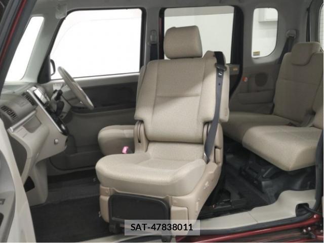 Daihatsu TANTO 2017-09 8010742-5