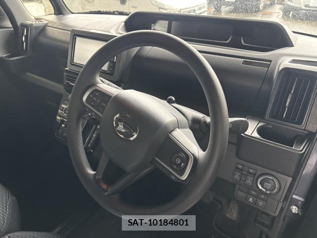 Daihatsu TANTO 2025-10 8011604-2