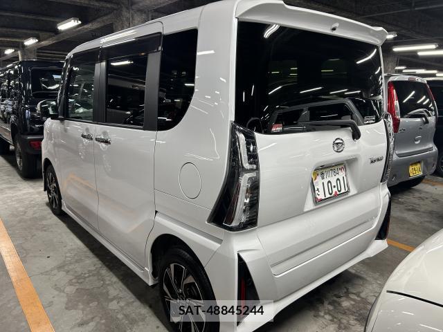 Daihatsu TANTO 2024-02 8011608-1