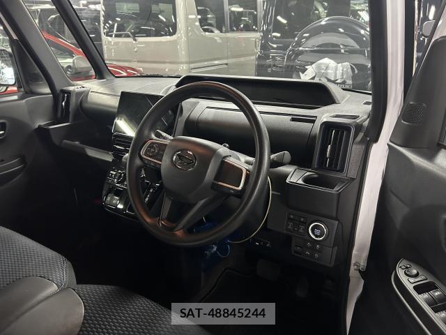 Daihatsu TANTO 2024-02 8011608-2