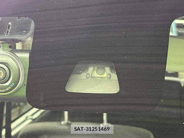 Daihatsu TANTO 2015-12 8011789-2