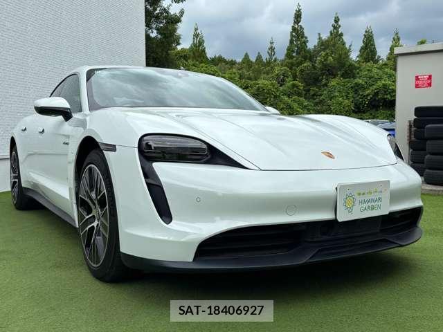 Porsche Taycan 2021-08 8011775-10