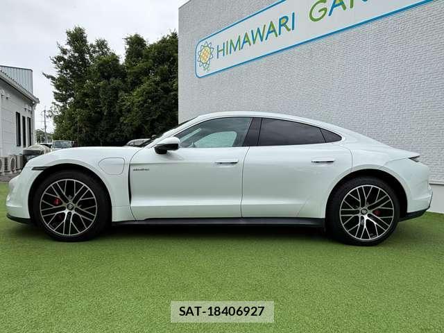 Porsche Taycan 2021-08 8011775-13