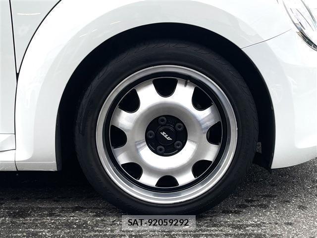 VolksWagen THE BEETLE 2014-05 8004696-8
