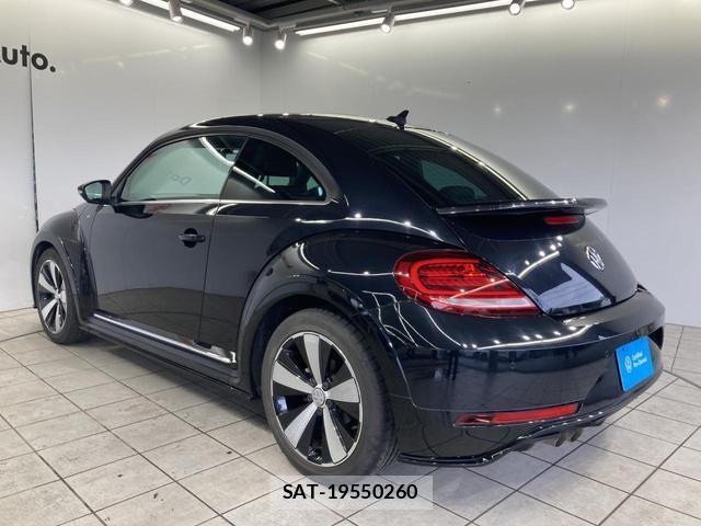 VolksWagen THE BEETLE 2019-04 8009454-16