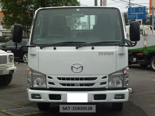 Mazda TITAN 2016-08 8002964-3