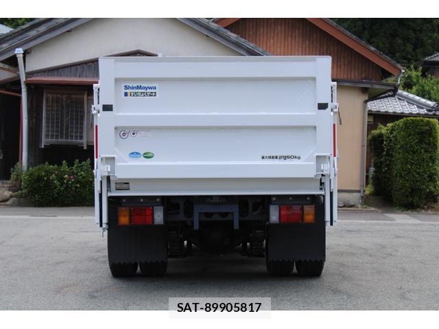 Mazda TITAN 2016-11 8003146-4
