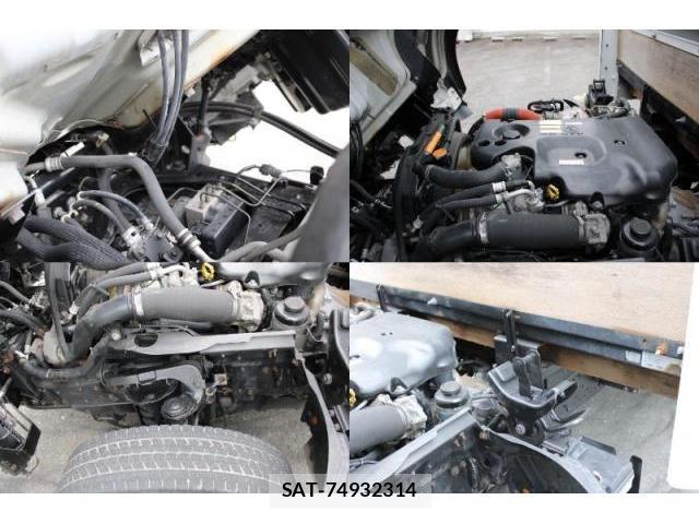 Mazda TITAN 2013-02 8003147-10