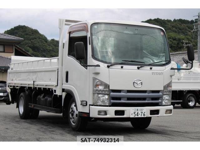 Mazda TITAN 2013-02 8003147-2