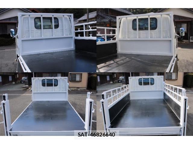 Mazda TITAN 2016-11 8003148-15