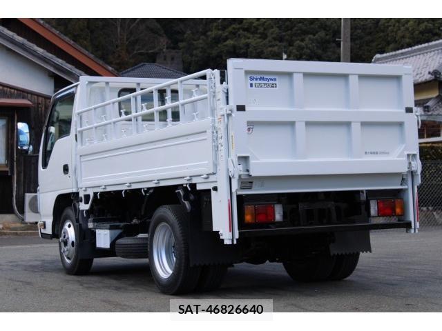 Mazda TITAN 2016-11 8003148-5